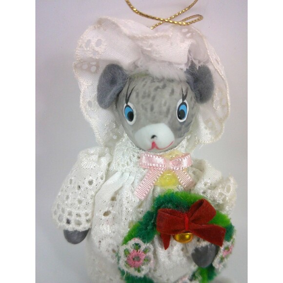 Vintage Wooden Mice Mouse Pipe Cleaner Tail Painted Face Christmas Ornament - Picture 2 of 3